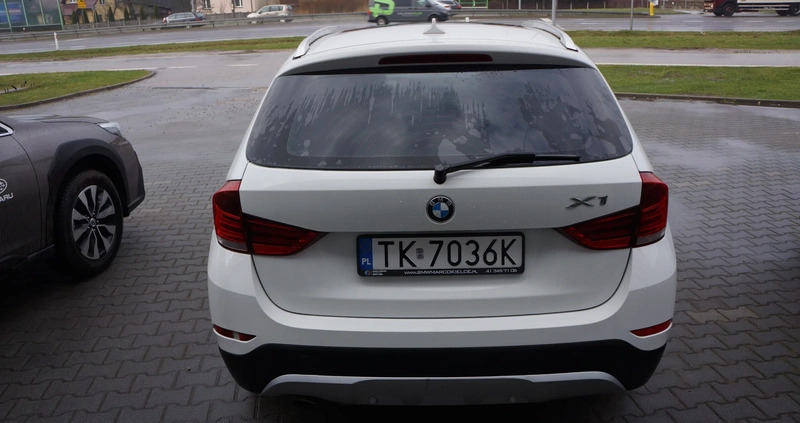 BMW X1 cena 43900 przebieg: 241619, rok produkcji 2012 z Wleń małe 277